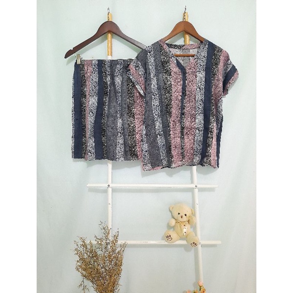 ONE SET PIYAMA PENDEK WANITA PREMIUM HITS KEKINIAN | PIYAMA CELANA PENDEK | ONESET PREMIUM | PIYAMA TERLARIS-PYD7