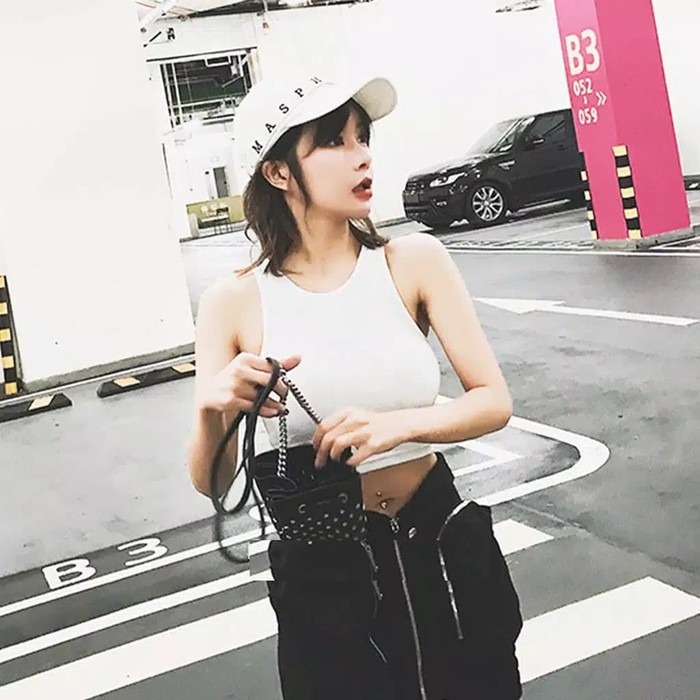 TBI Crop Top Tank Top Wanita Murah Sta Street Wear Baju Lisa Blackpink