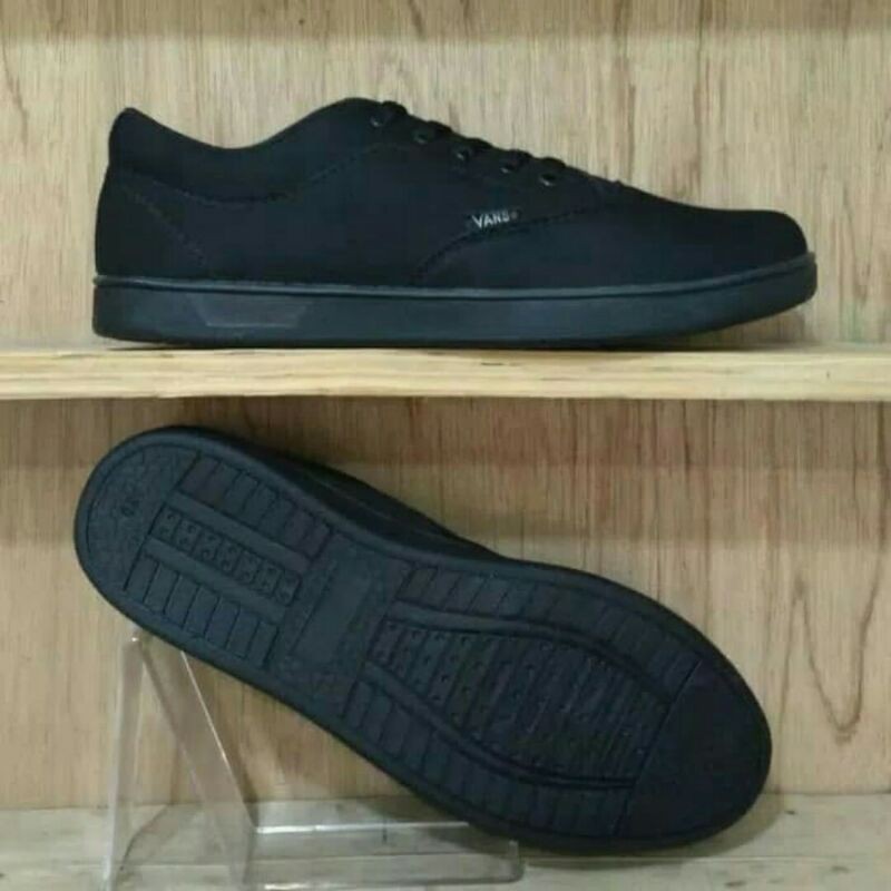 Sepatu Sneakers Pria Kerja Sekolah Casual Shoes Tali Authentic hitam polos | Sepatu Sekolah | Sepatu Kerja