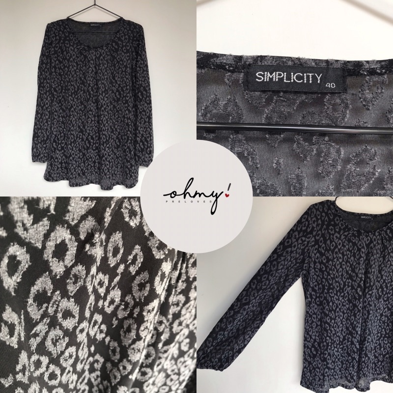 PRELOVED Kaos Simplicity