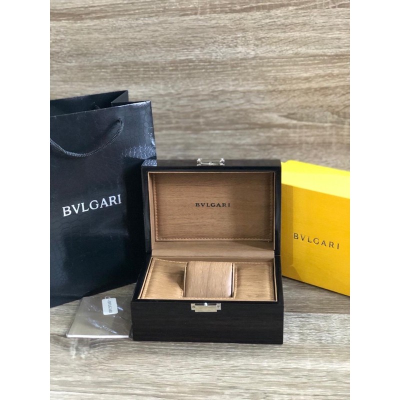 Kotak Jam Tangan BVLGARI Original Segi Hitam