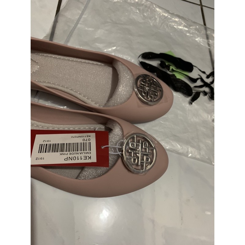 Size 40 Sepatu Hush Puppies Wanita Nude Pink - Sepatu Jelly