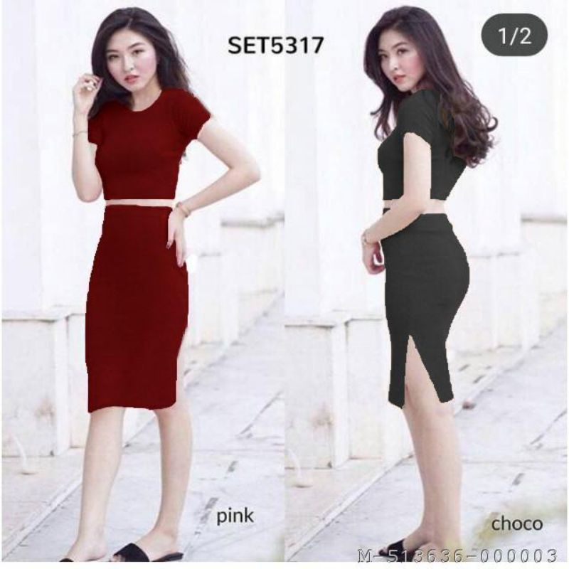SET WANITA ROK CAROLINE RAJUT