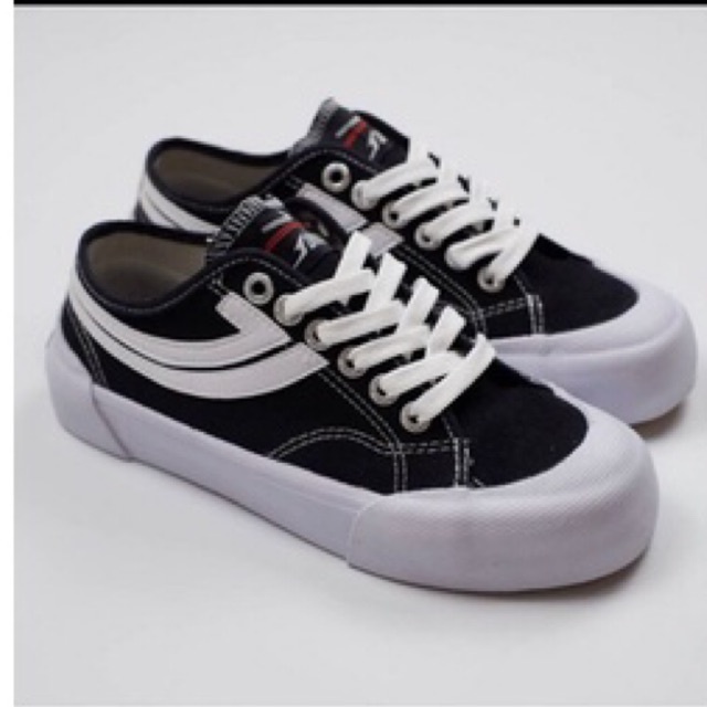 sepatu johnson original