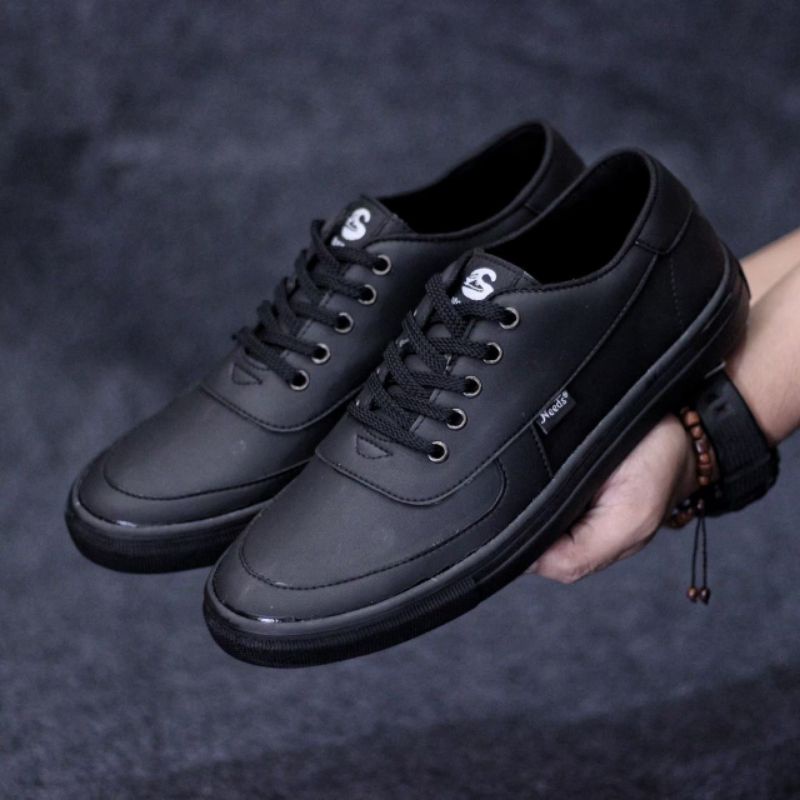 Xshoesbdg.id x Faster Sepatu Casual Pria Sneakers Kasual Pria Hitam Polos Original Kekinian Kerja Kuliah