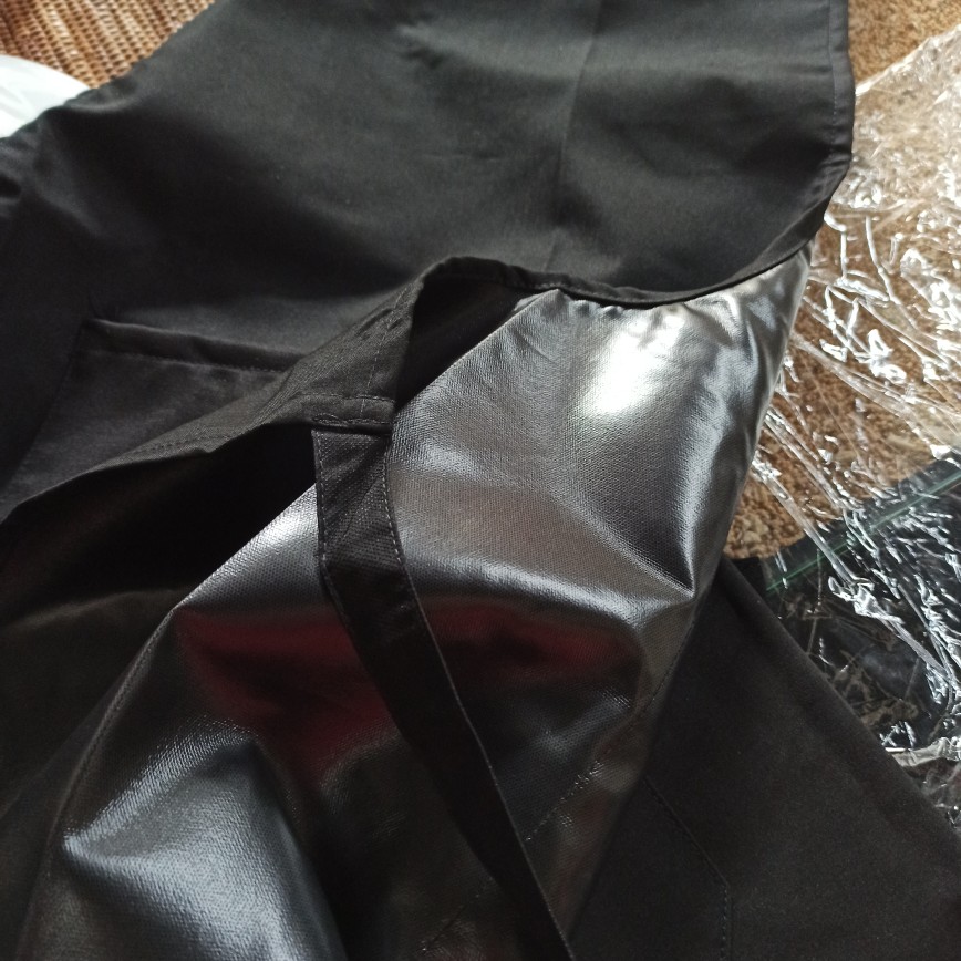 Celemek Masak Setengah Badan