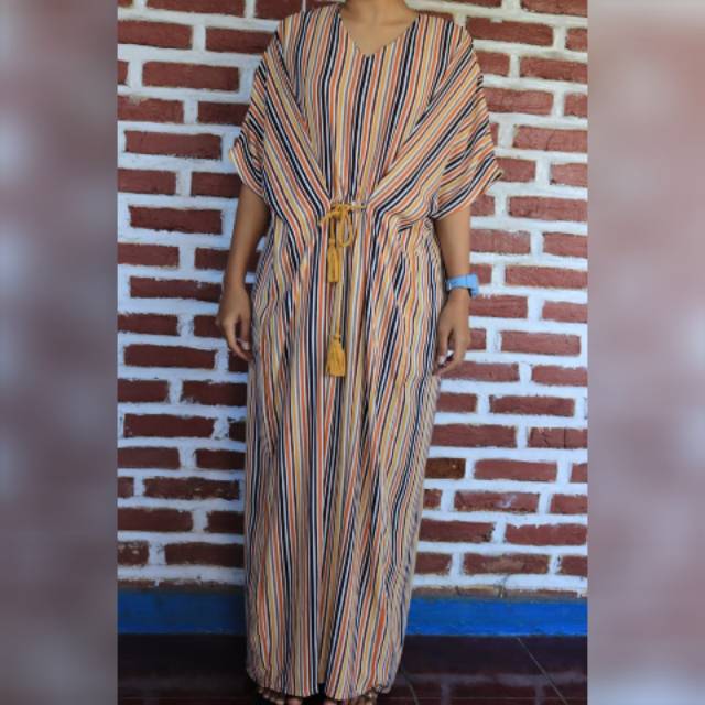 Preloved kaftan simplicity