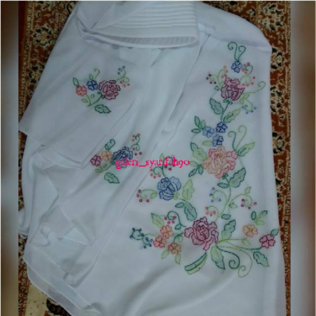 Khimar sulam bayang