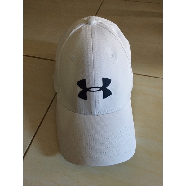 Topi Under Armour