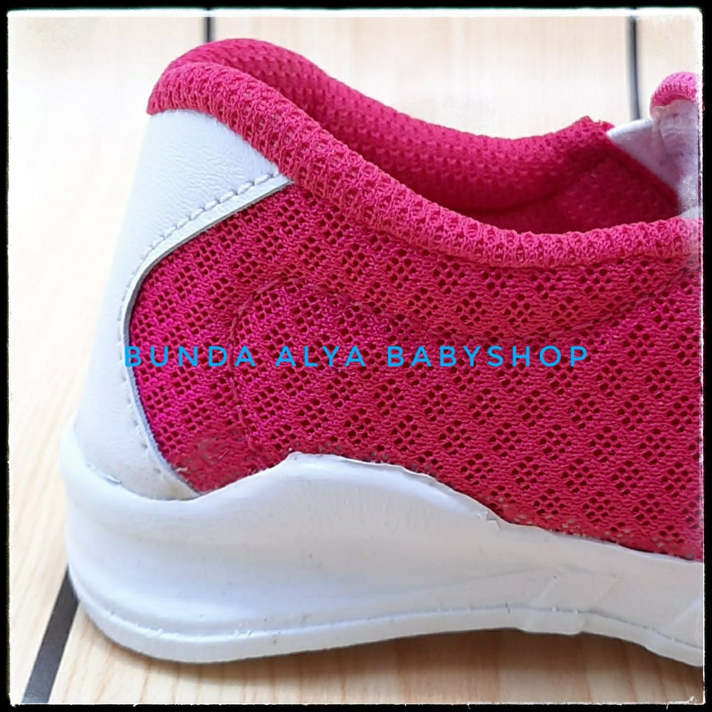 Sepatu Anak Perempuan 2 3 Tahun FANTA - Sepatu Anak Cewek Sport 2 Sampai 3 Tahun Alas Karet Anti Licin Size 22 - 34