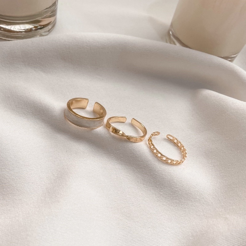 READYSTOCK Ariana Ring Set Acrylic Resin Cincin Gold