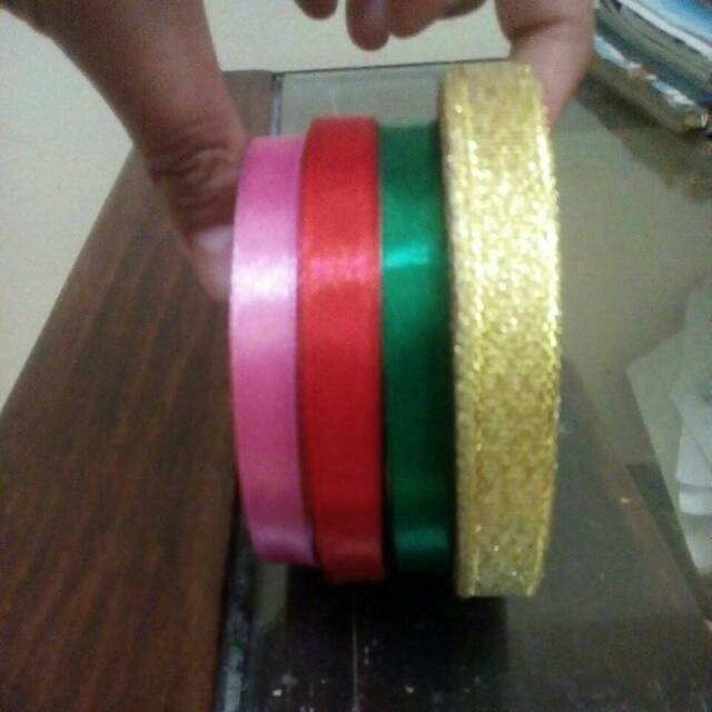 

Pita meteran satin