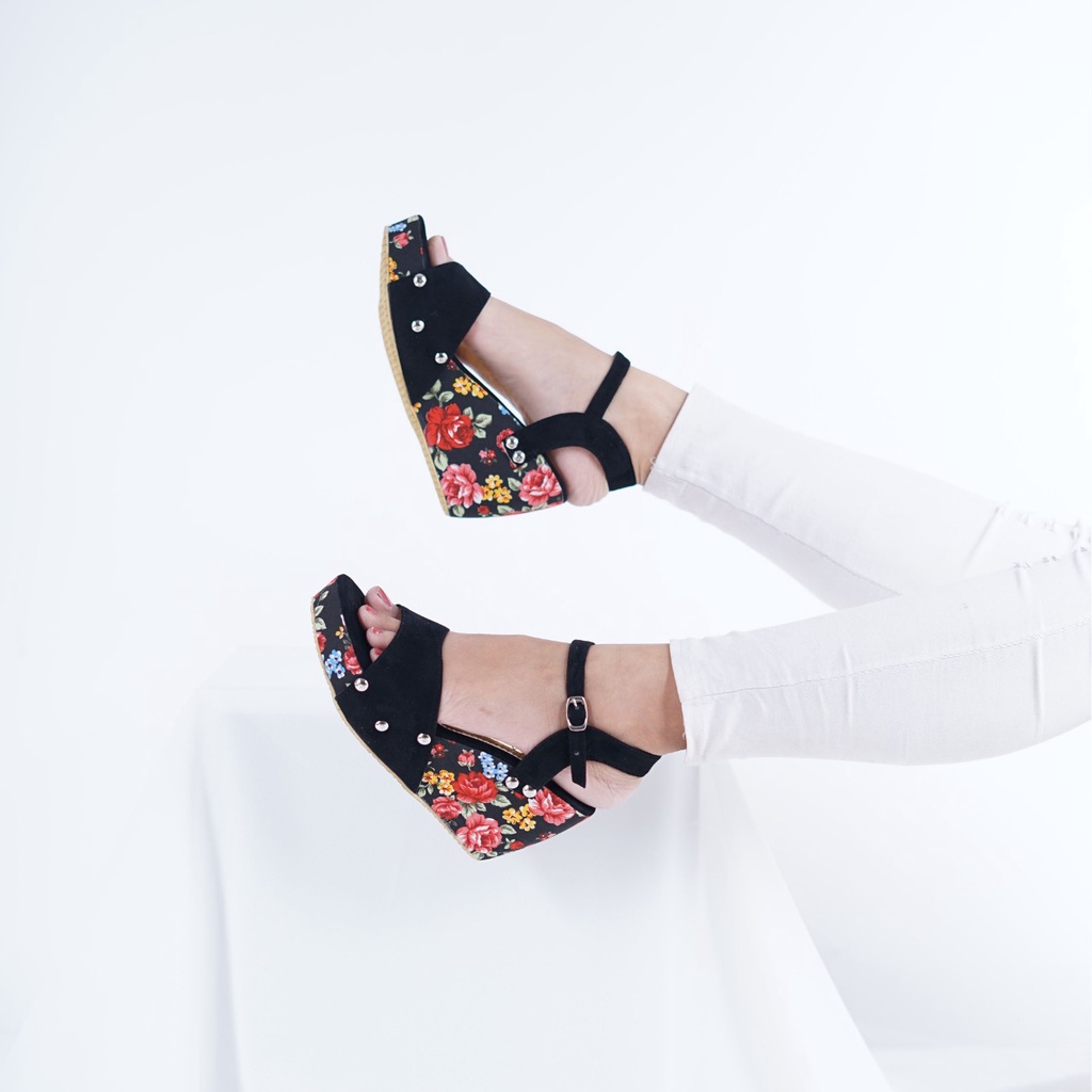 AM-wedges wanita cantik 5cm WEDGES