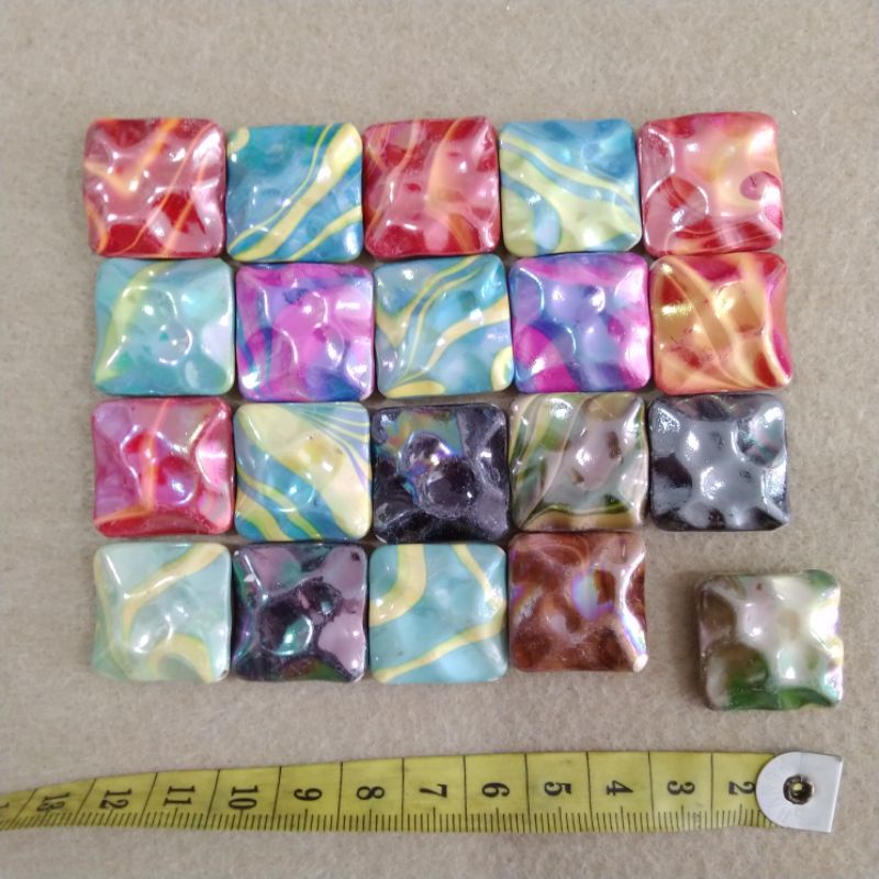 Manik manik | Manik pelangi Abstrak | manik kerajinan | Manik payet