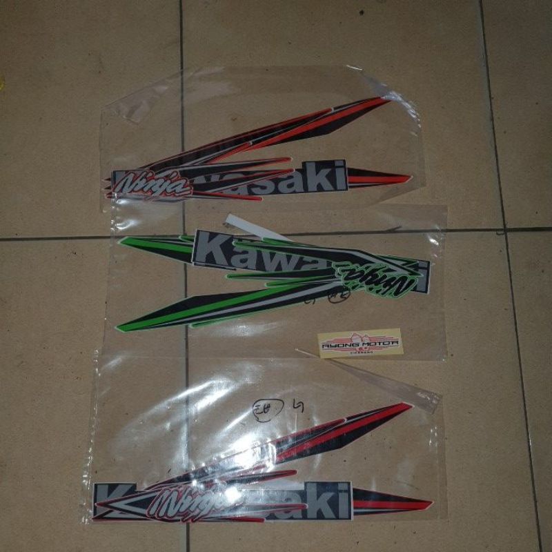 STRIPING NINJA 250 FI 2016