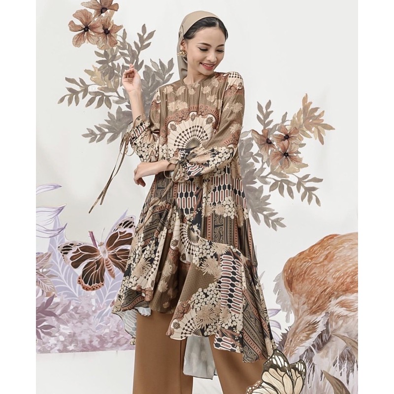 Allegra tunic in pinewood S by wearing klamby