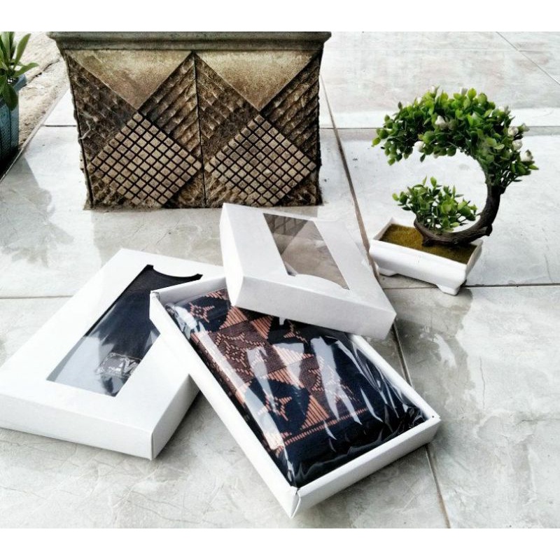 

box sarung/dus mika sarung/kardus kemasan sarung/dus gift/box sarung katun