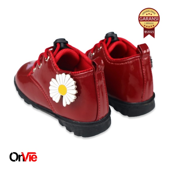 Sepatu Pesta Anak Perempuan Glossy Bertali Motif Daishi | Sepatu Korea Formal Onvie