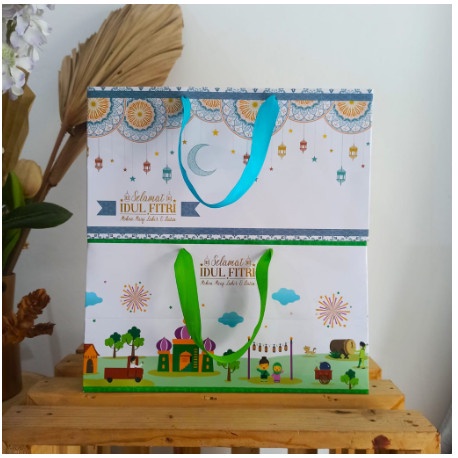 

BISA COD Paperbag Kue Cookies Lebaran P 30cm L15cm T16cm - Paper Bag Idul Fitri - Biru TERMURAH