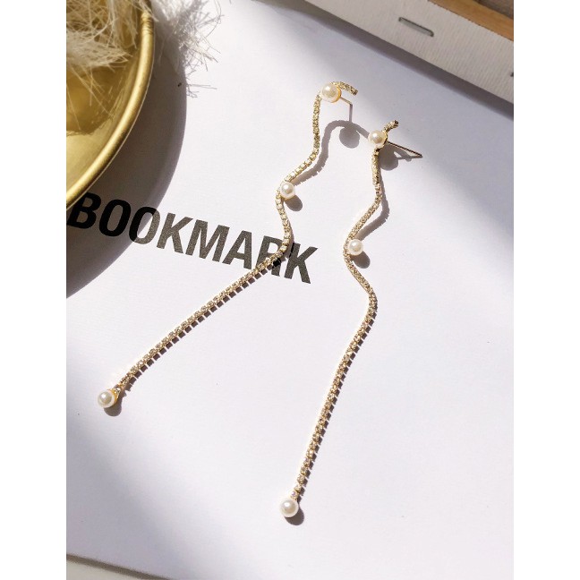 LRC Anting Tusuk Fashion Golden Wavy Tassel Irregular Pearl Earrings F6212X