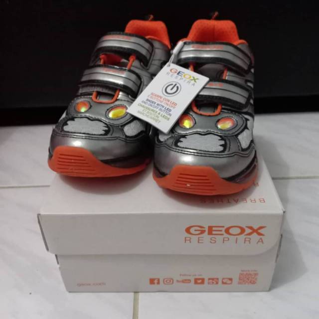 Sepatu Boy Light Geox Respira