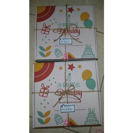 

Tambahan kotak Hampers plus tali dan kartu ucapan