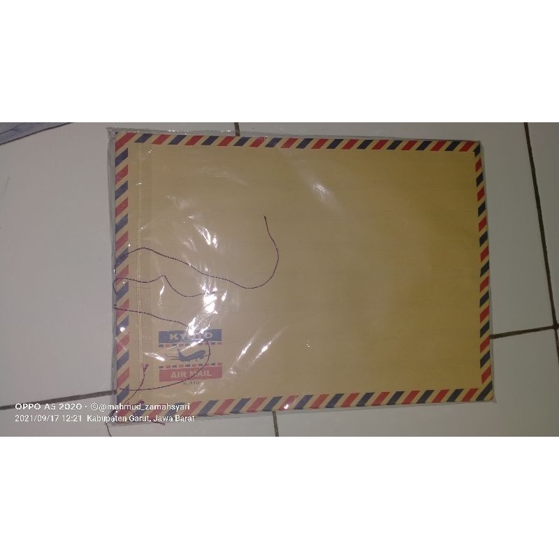 

Amplop Coklat