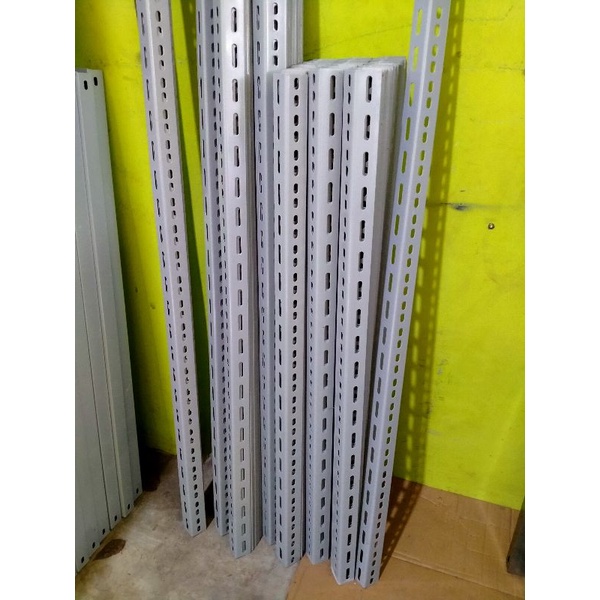 siku lubang 4x4 1meter(ketebalan 1mm)