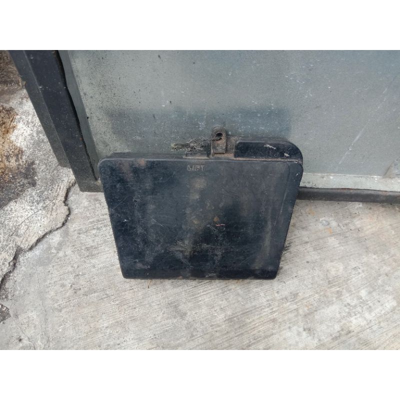 Toolbox Toolkit Bagasi Honda Astrea 800 Original