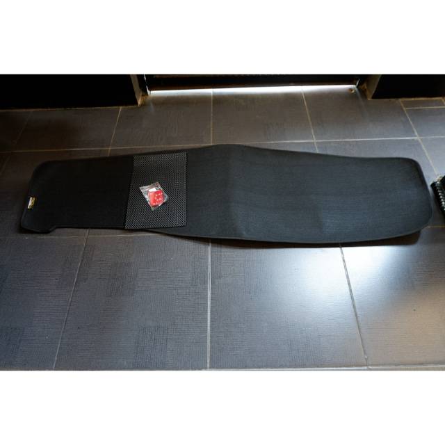 Cover/Karpet Dashboard Kijang Kapsul