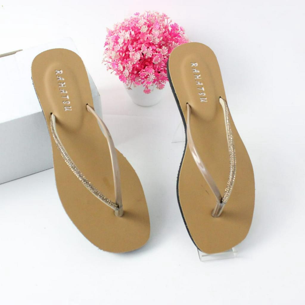 NEW SANDAL JEPIT WANITA KEKINIAN DAN SIMPEL