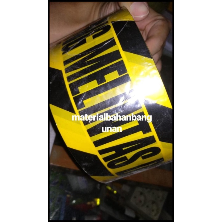 

Garis Pembatas Dilarang Melintas Lakban Garis Polisi 3 Inch 300 Meter