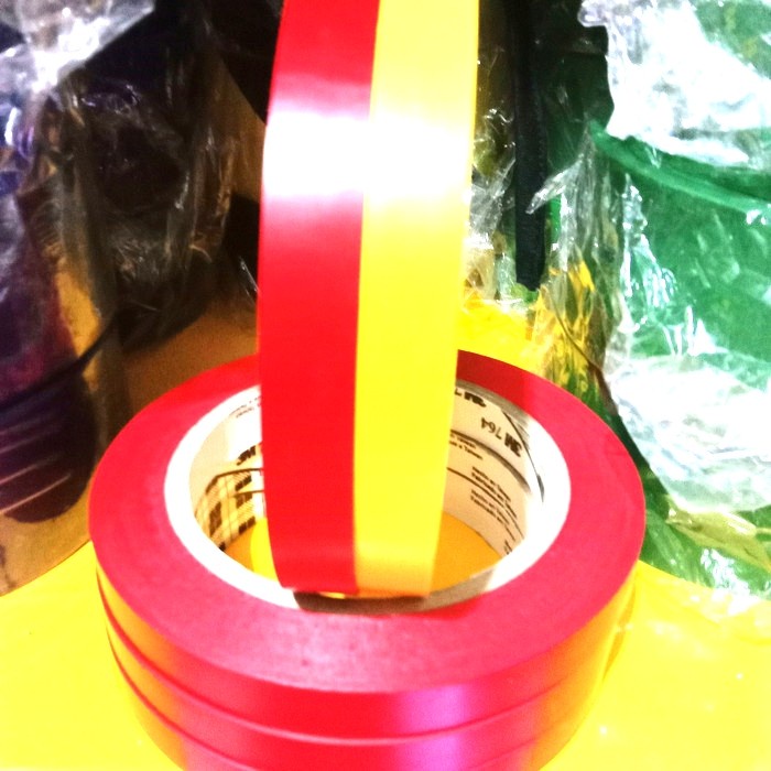 

Produk Lakban Lantai 3M 764 / Floor Marking Tape 764 12Mm X 33 Meter Diskon