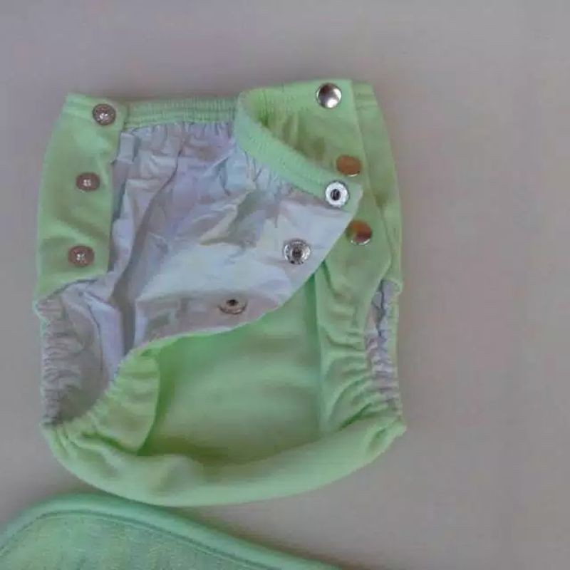 DIAPERS CUCI PAKAI + INSERT