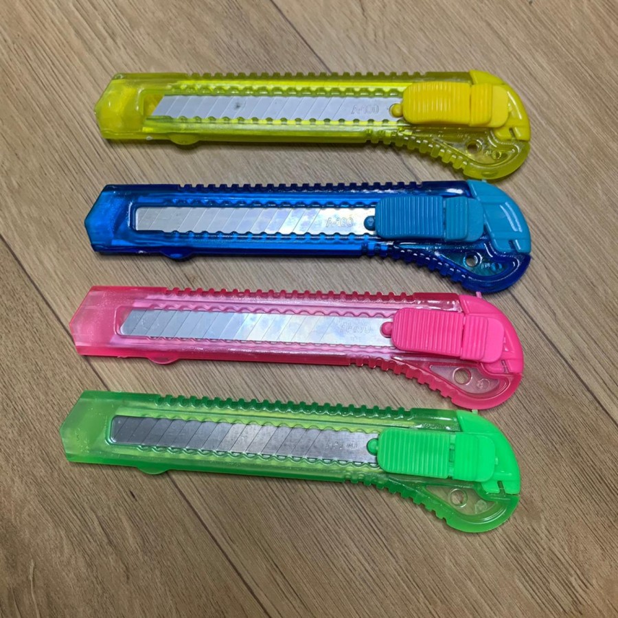 

cutter 2 cm bagus dan murah pisau lucu bagus dan murah banget STANDARD