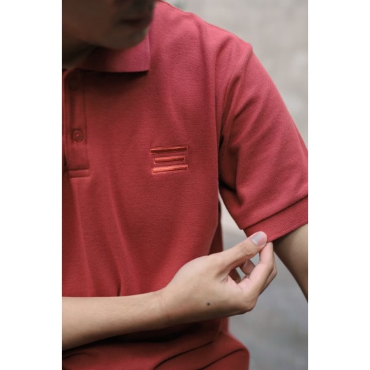 Mubeng Cozy Polo Shirt Brick Red / Kaos Polo