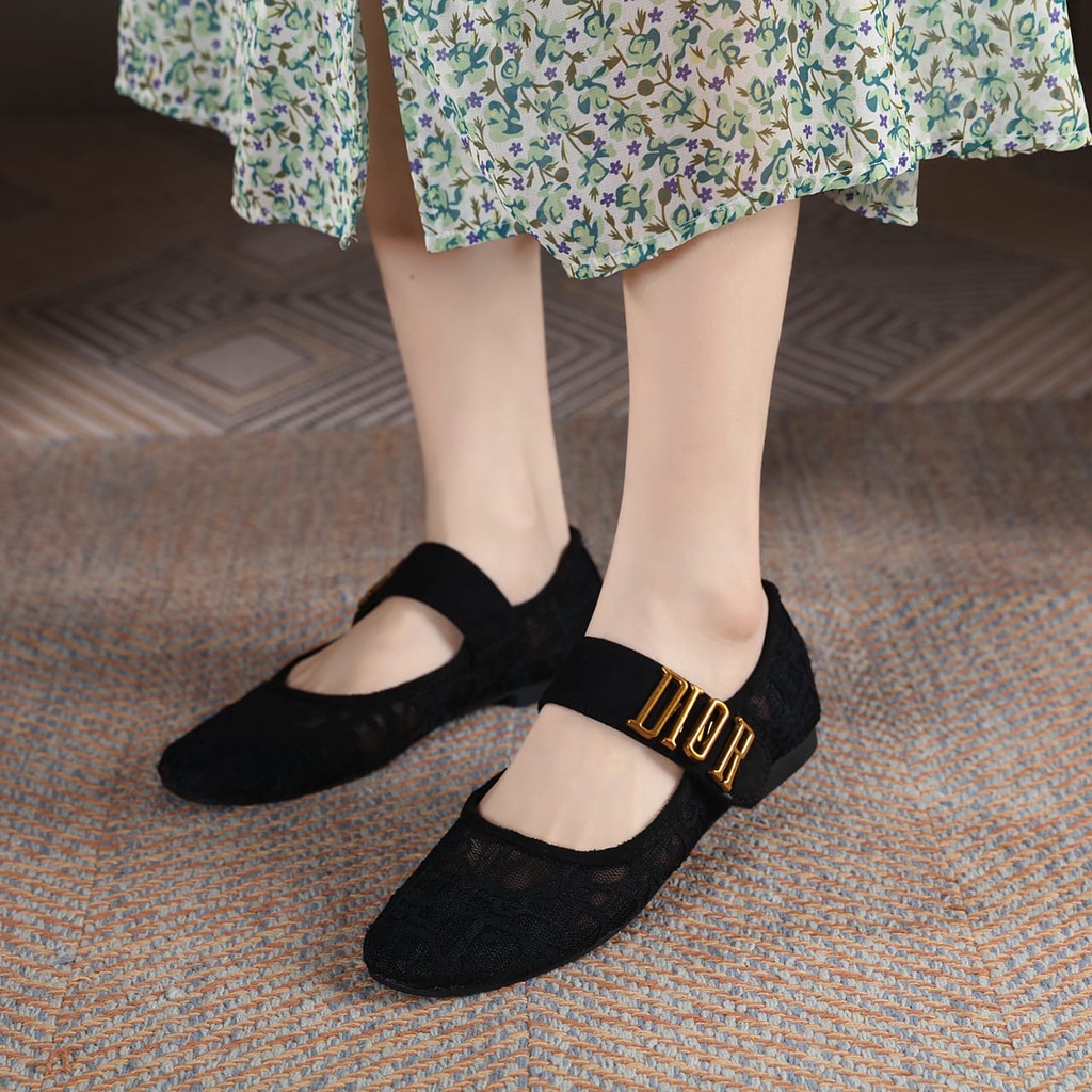 CD FLAT SHOESSS S082