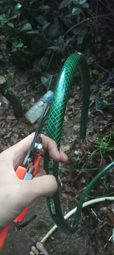 Selang Air Falcon Super Benang 5/8 Anti Lumut Selang Air Reinforced Tebal