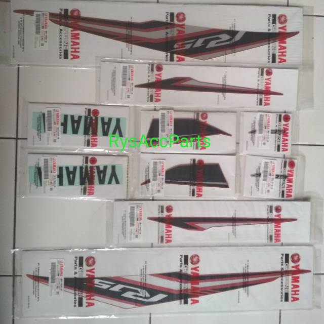 Striping stiker motor yamaha R15 V3 2017 merah doff original