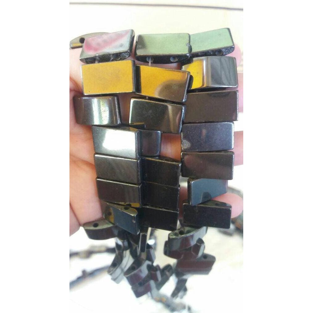 

Baru Manik Manik Batu Hematik Motif Busur ( 1 Renteng ) ( Das ) Diminati Banget