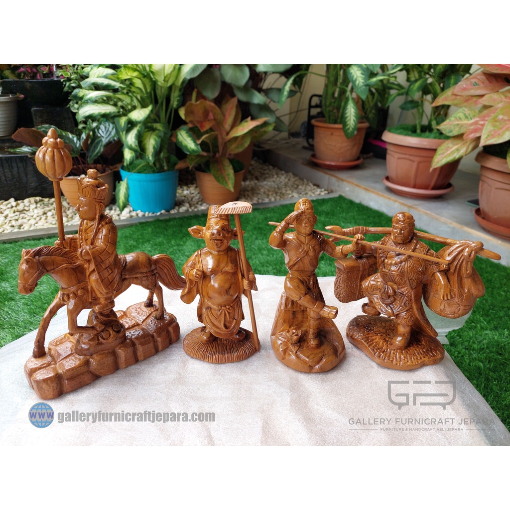 Miniatur Patung Rombongan Kera Sakti Kayu Jati