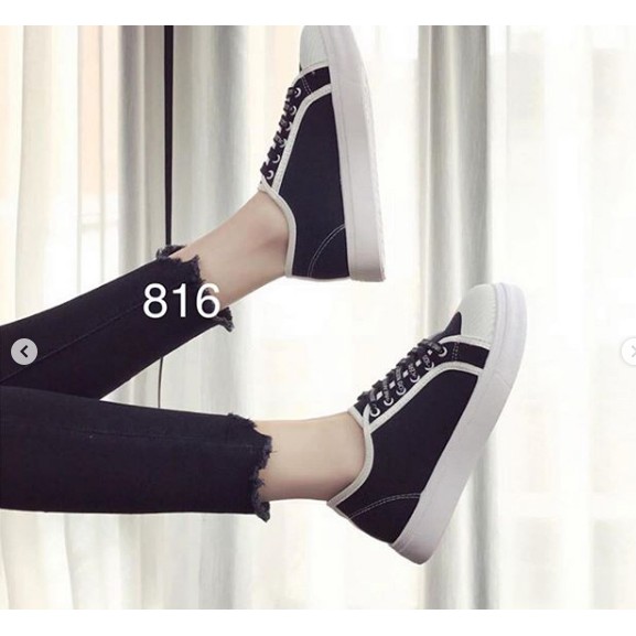 Sepatu Sneakers 816