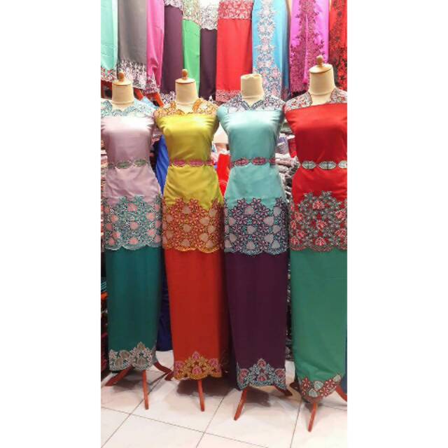 Kain bordir bukittinggi