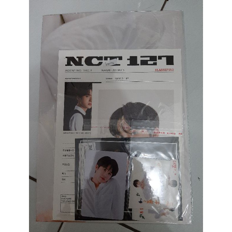 Jungwoo Set Sharing Season Greeting 2021 NCT 127
