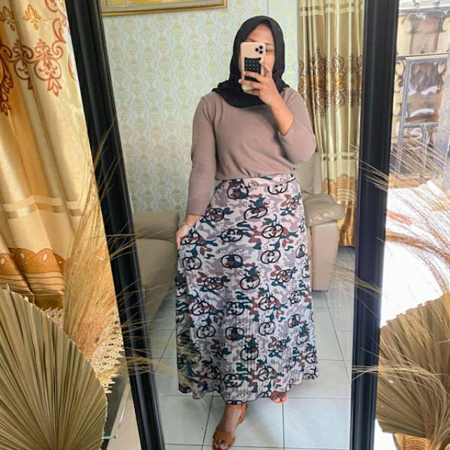 (PROMO) ROK PLISKET MOTIF GUCCI