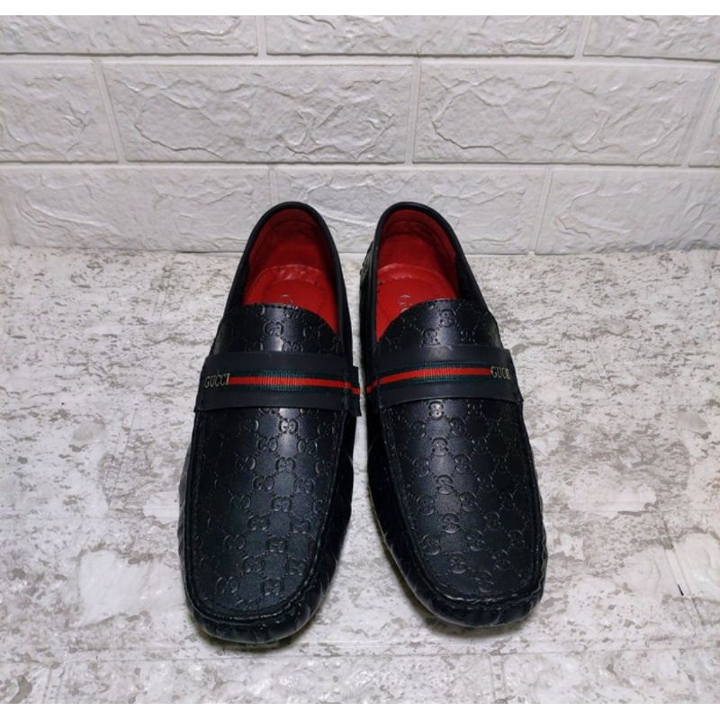 Sepatu Slip On / Loafers Pria Gucci