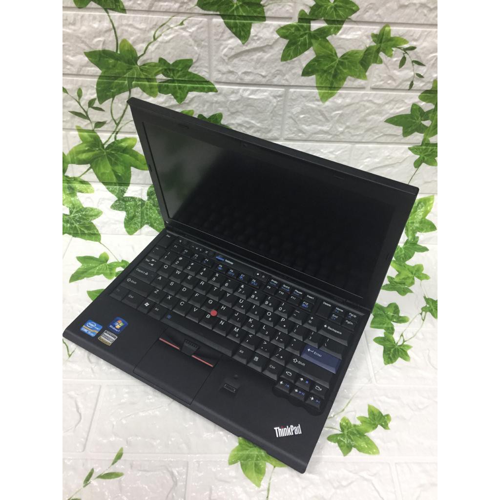 LENOVO THINKPAD X220 INTEL CORE i5-2ND GEN 4GB RAM 320GB HDD