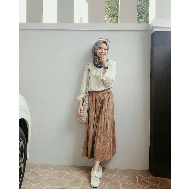 Rok Plisket Coklat Tua Cocok Dengan Baju Warna Apa Ide Rok Plisket Coklat Tua Cocok Dengan Baju Warna Apa Ide
