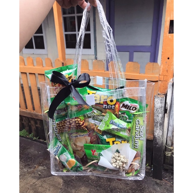 

TOTE BAG SNACK /BISA REQ WARNA//Hampers Ied Adha/Hampers Ultah/Hampers Wisuda