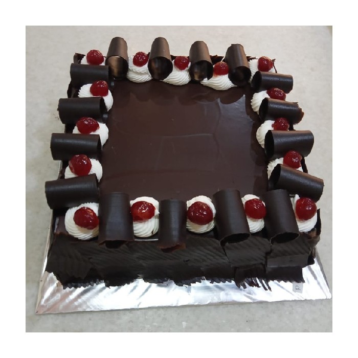 

Diskon - Forest Black Kartu Promo Ucapan Kue Tahun Ulang - Ultah Cake Free